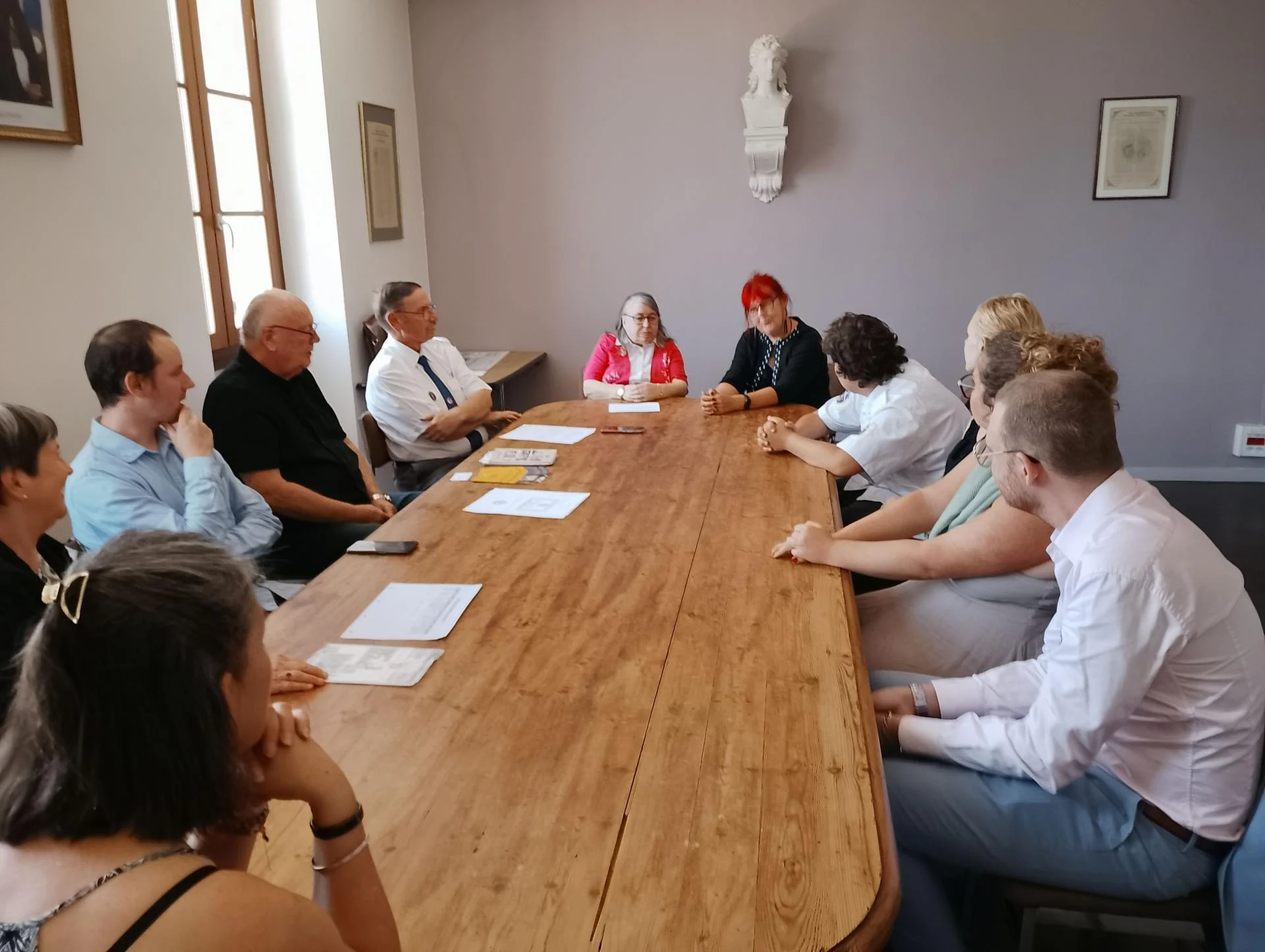 Réunion à la Mairie du Temple sur Lot pour le projet Bazille avec Monsieur le Maire l'UF47 et le Souvenir Français partenaire de ce projet