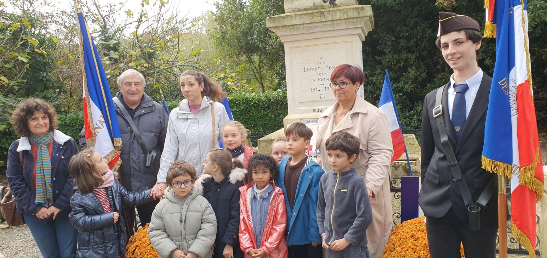 Réaup, avec les enfants de l'école Primaire (photo K .SENEZ)