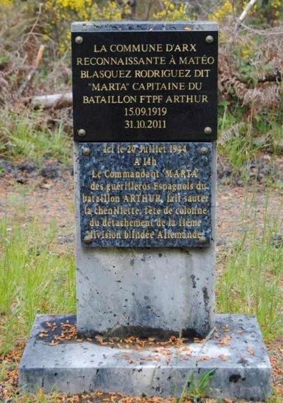 Stèle Arx (source : museedelaresistanceenligne.org)