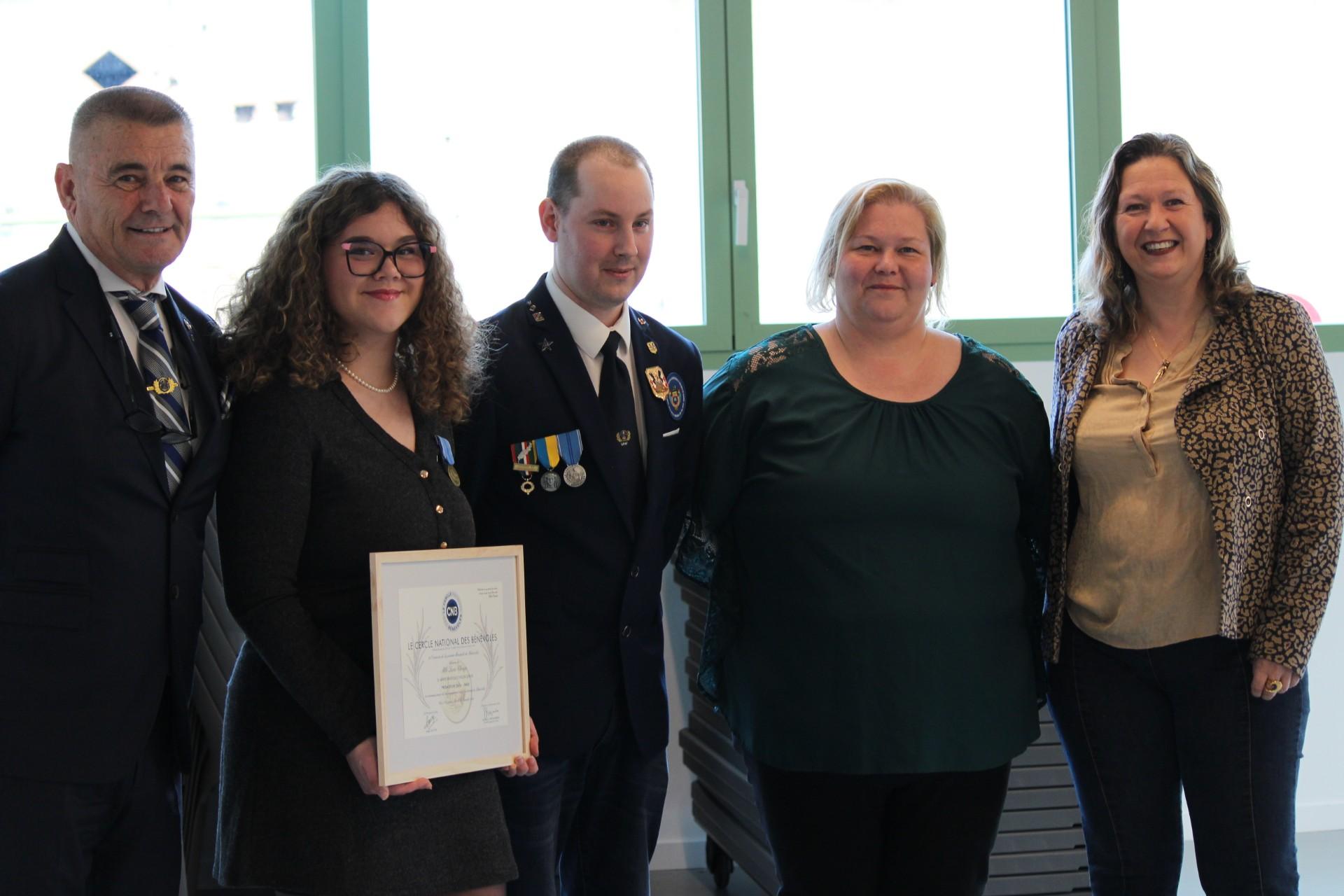 Lucie Choupe  avec Bryan Dietz, sa maman Sabrina et Annick Cousin